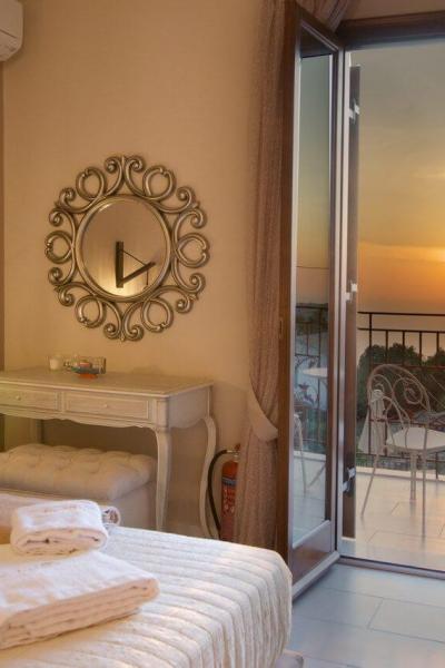Villa Anesis Int 15
